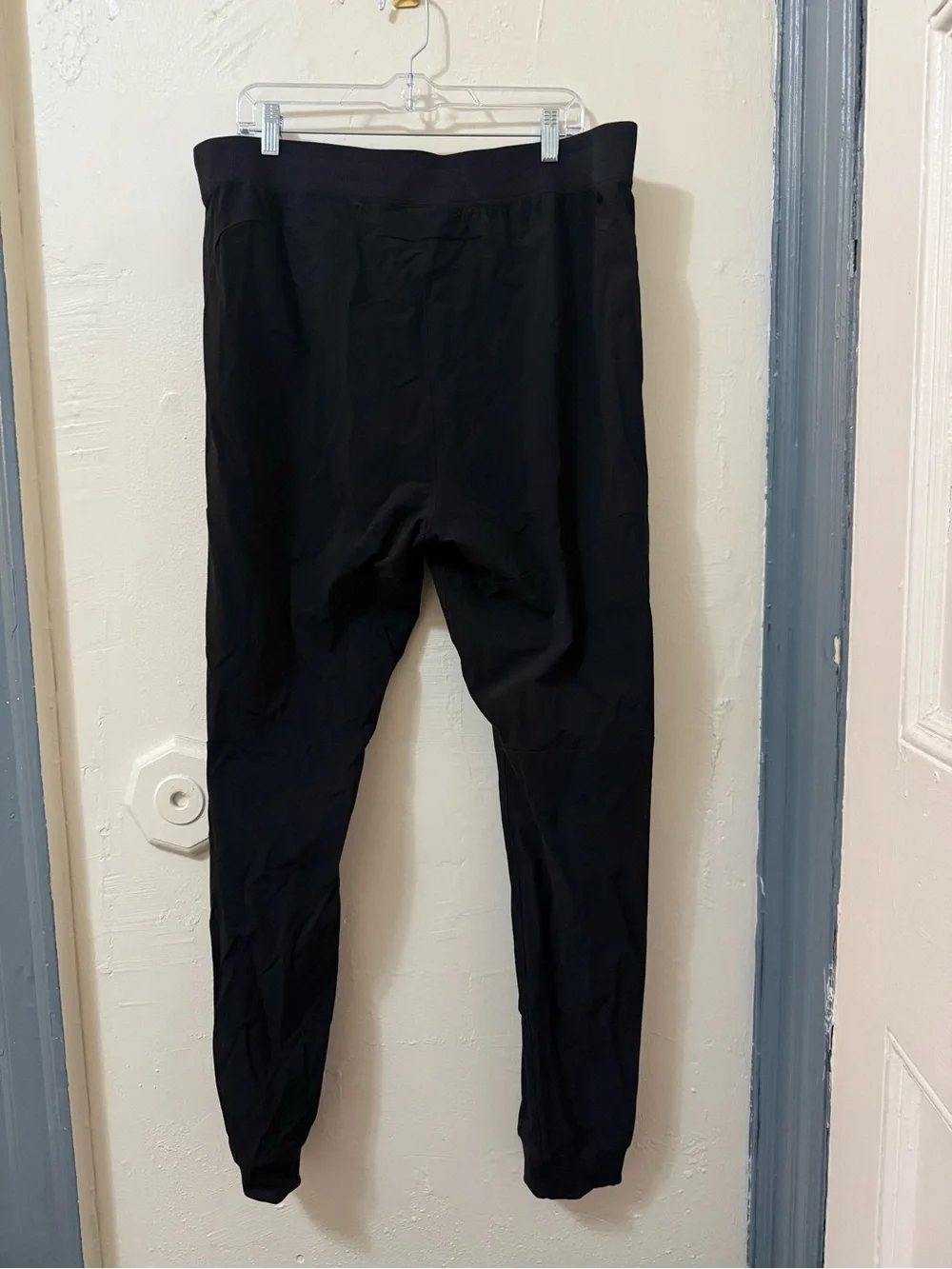 ALO Yoga Men's Co-Op Pant 2XL LONG